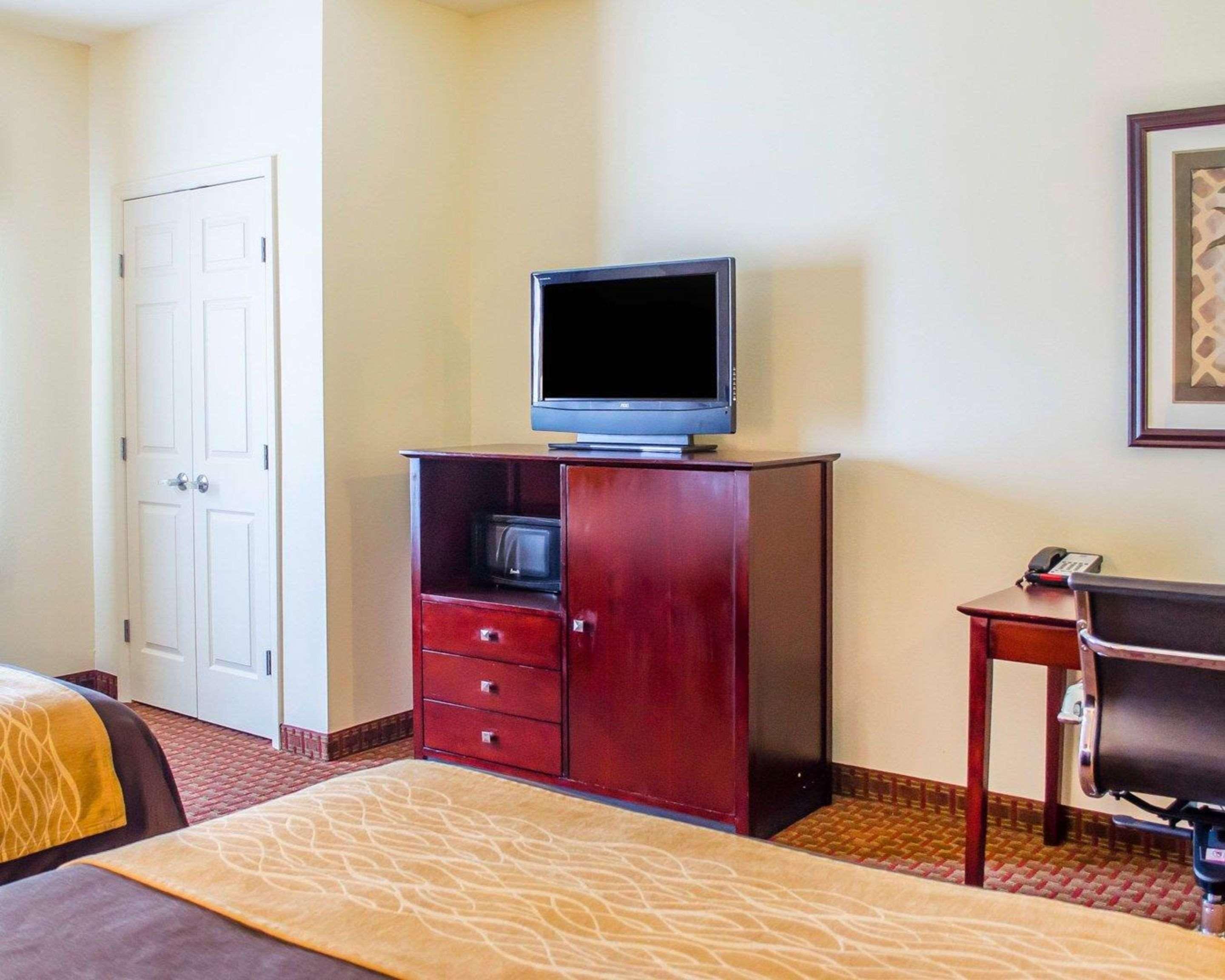 Comfort Inn & Suites Крествью Экстерьер фото