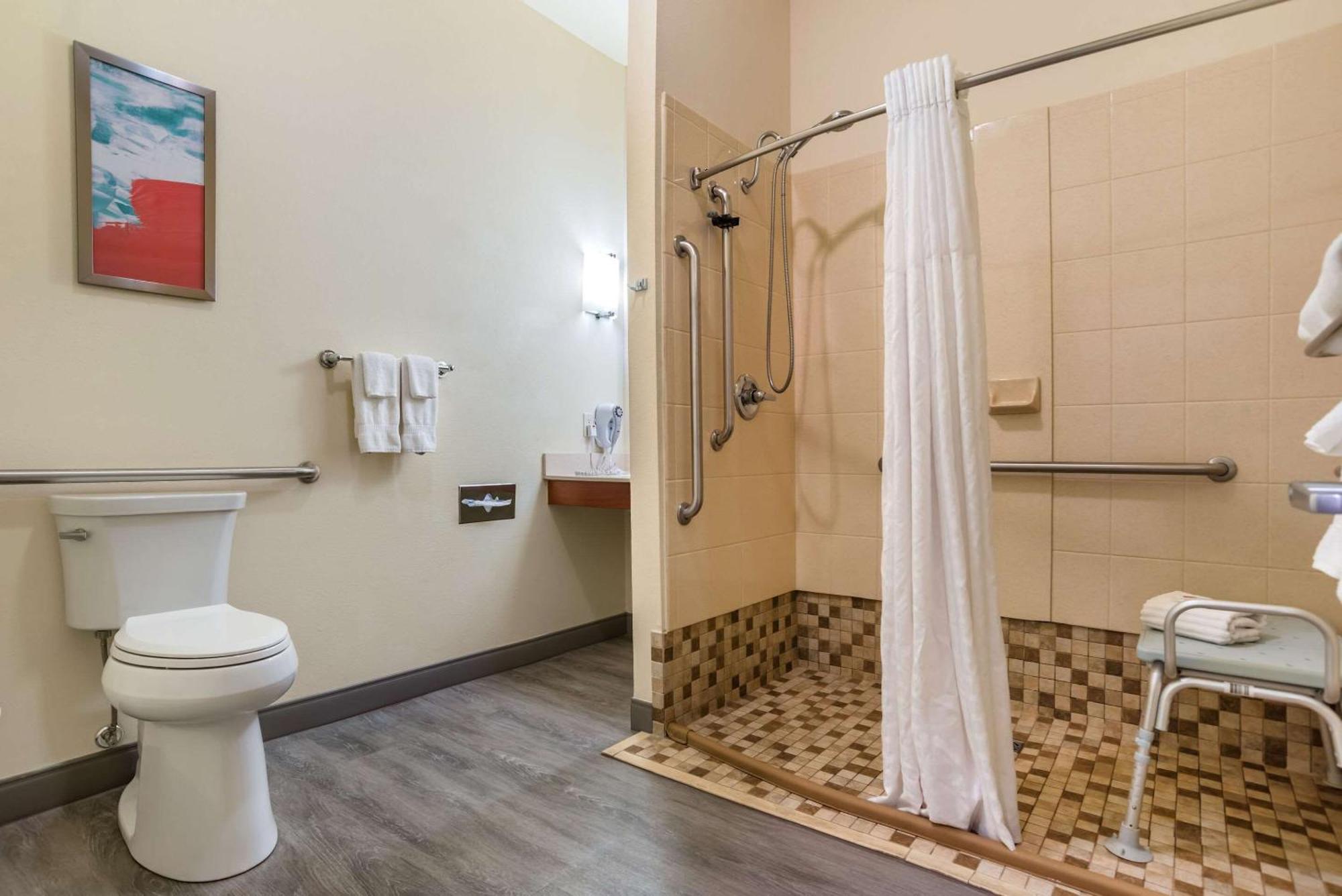 Comfort Inn & Suites Крествью Экстерьер фото
