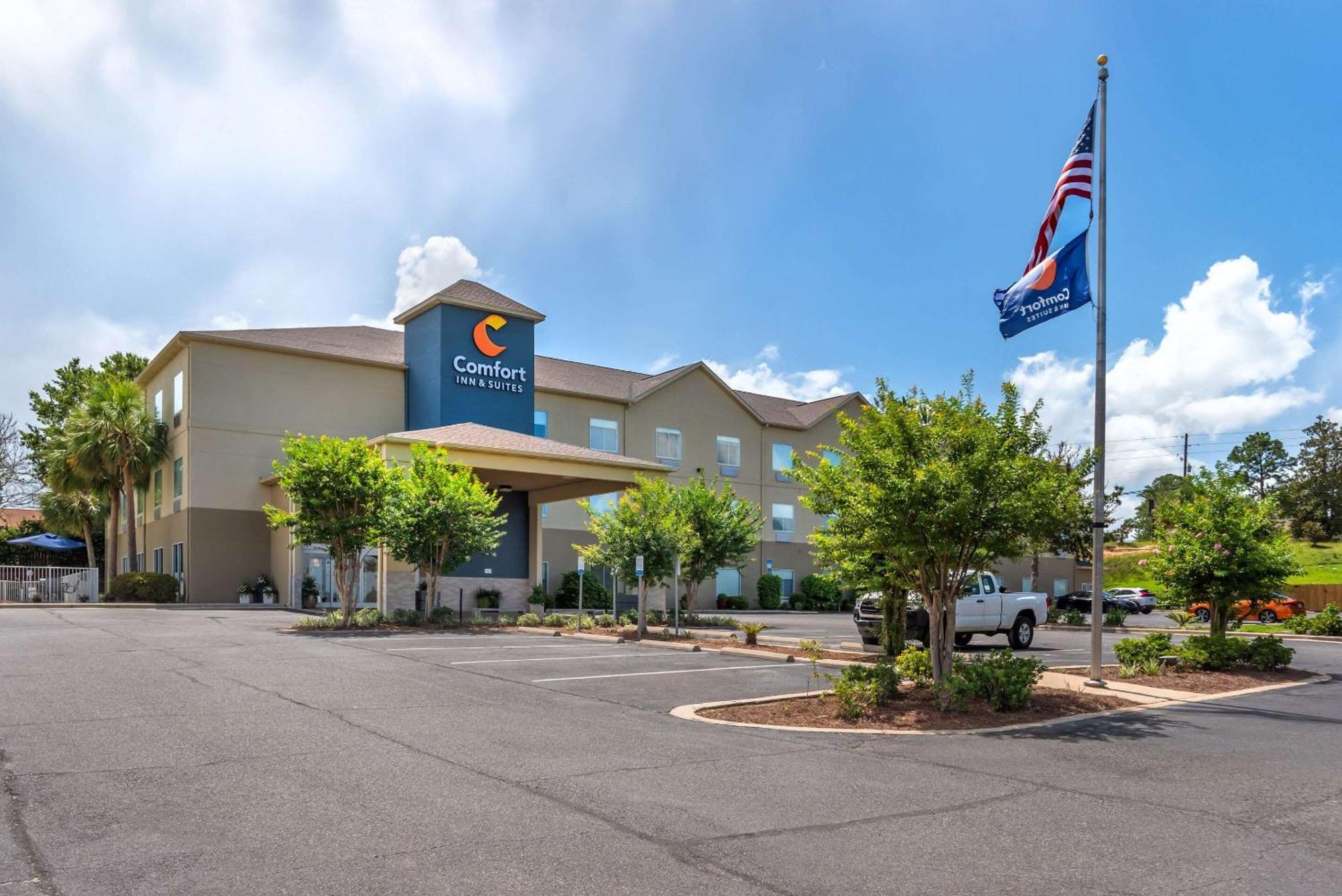 Comfort Inn & Suites Крествью Экстерьер фото